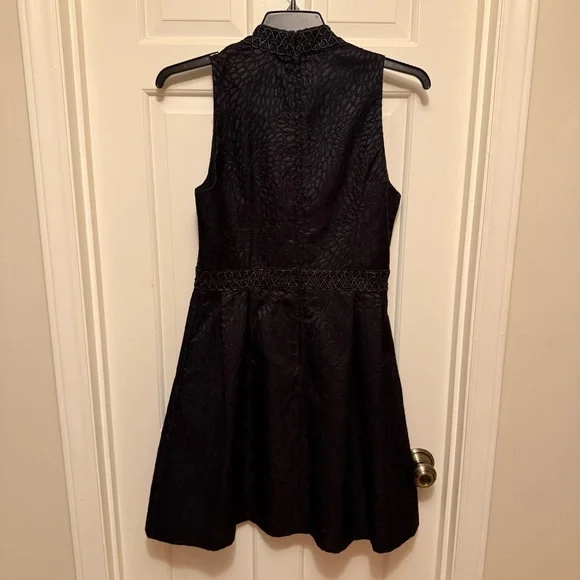 NWT Lilly Pulitzer Franci Dress in Onyx Lagoon Jacquard Size 8 - Picture 6 of 12